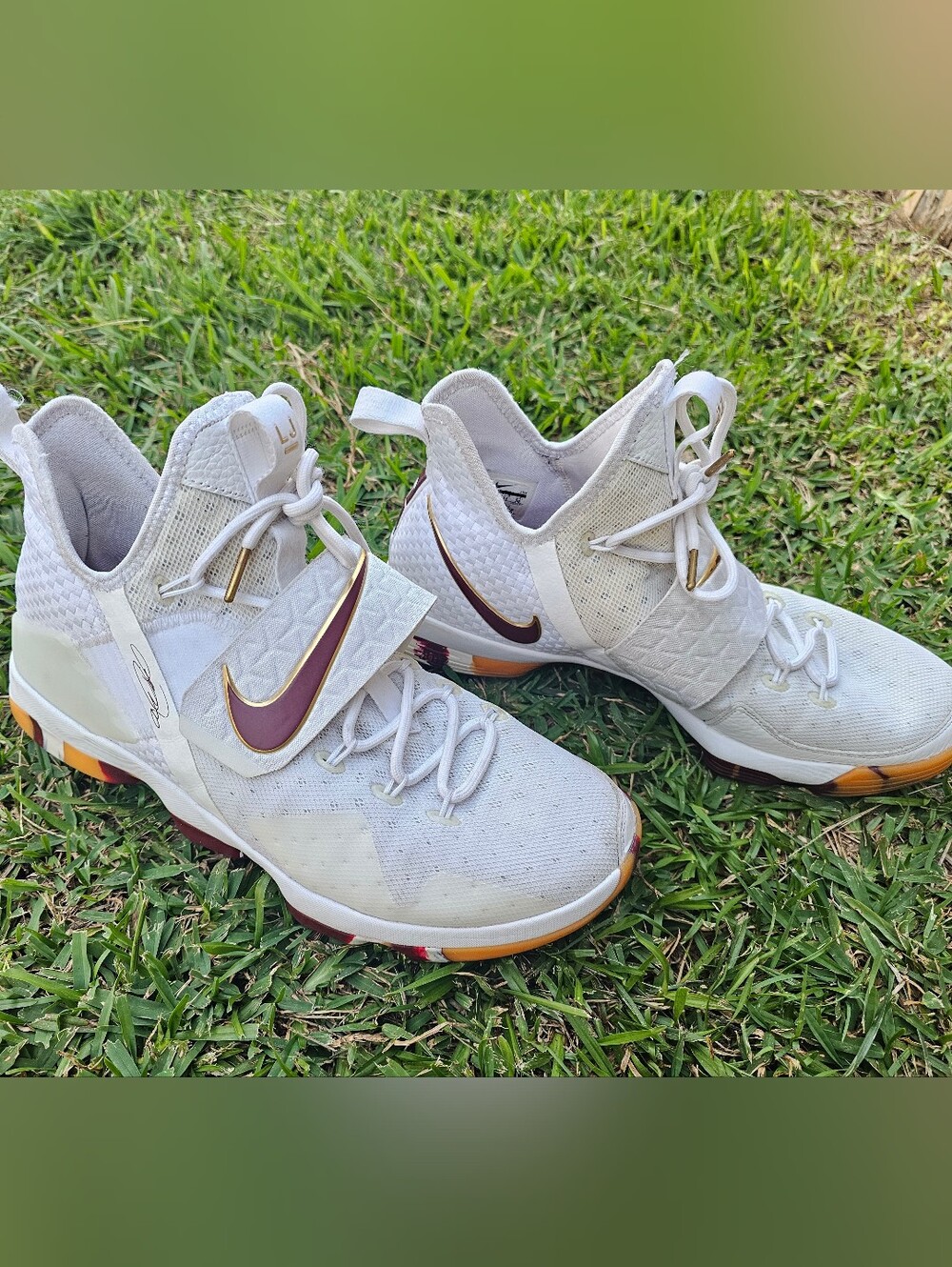 Nike Lebron 14 Menor White & Maroon Basketball Shoes